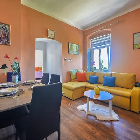 Hanna Apartament Pula