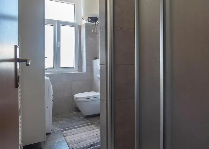 Hanna Apartman *