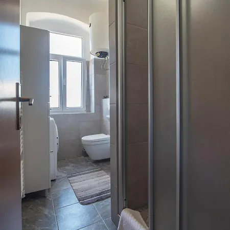 Hanna Apartment *